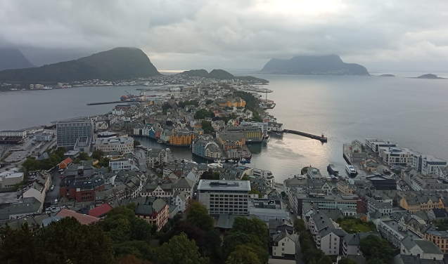 alesund-norvegia-aksla